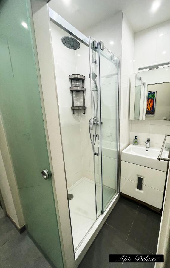 Apartments In The Heart Of Praha Bagian luar foto