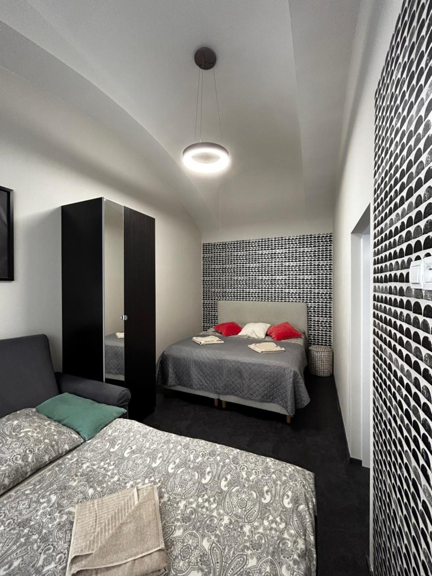 Apartments In The Heart Of Praha Bagian luar foto